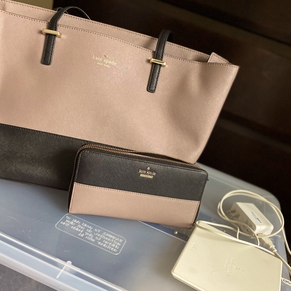 Kate Spade Charging Purse + matching wallet